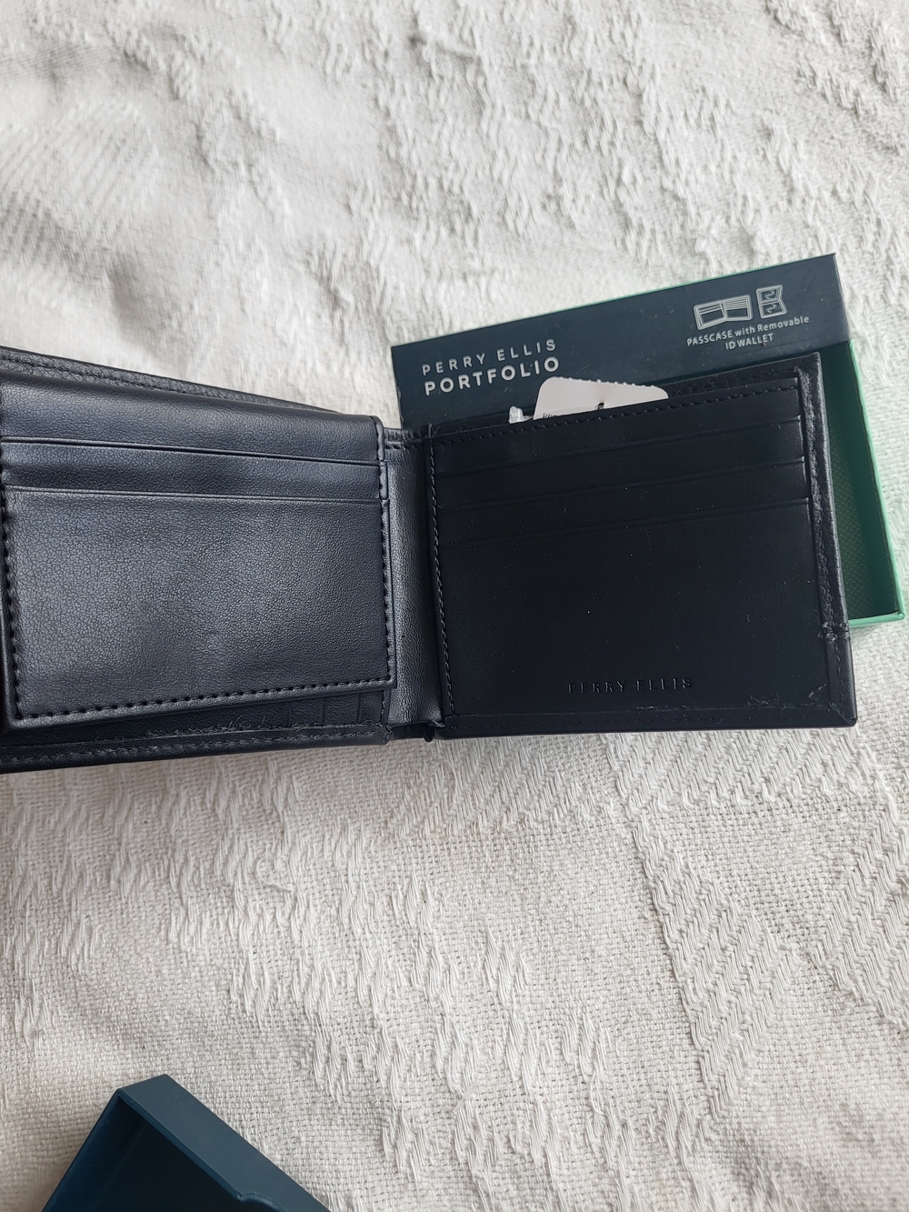 Perry Ellis Portfolio Black Leather Bi-Fold Wallet